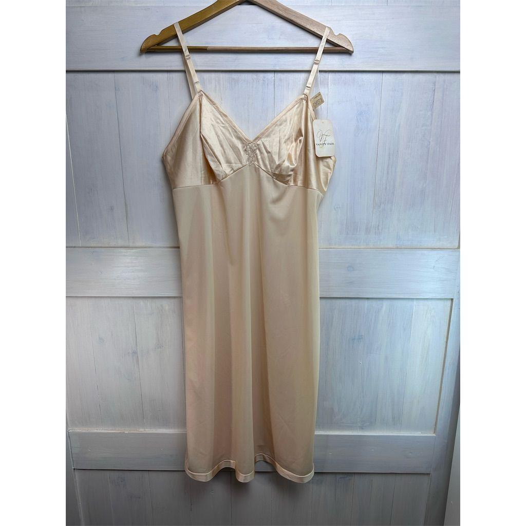 Vintage Vanity Fair Women's Beige Slip Dress Size 34 Mid-Length